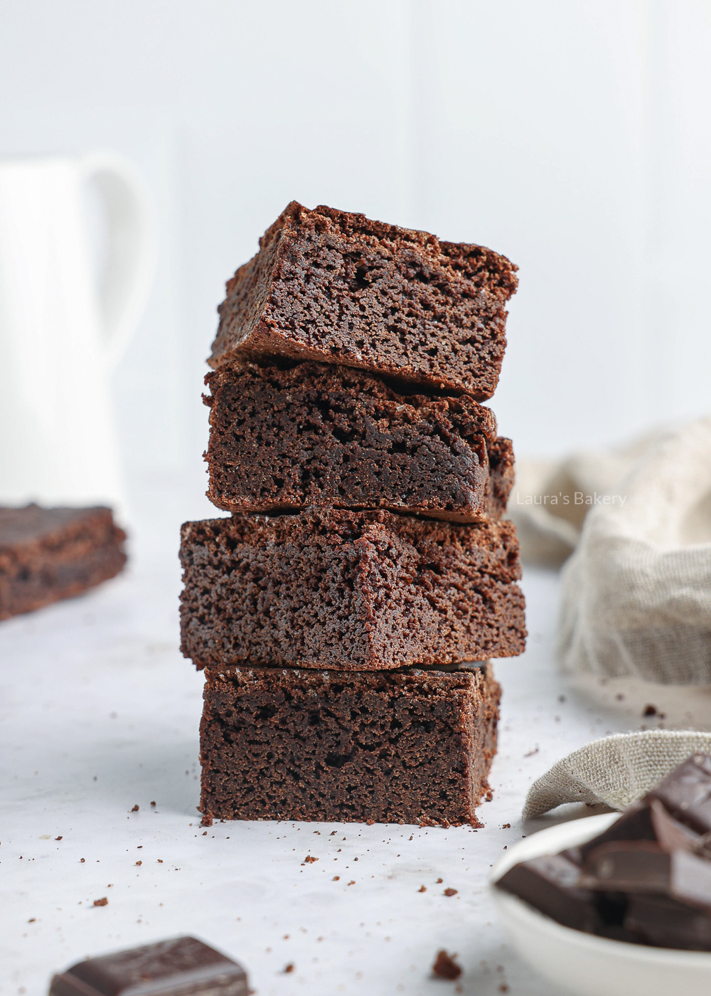 Cakey brownies - In Laura's Bakery