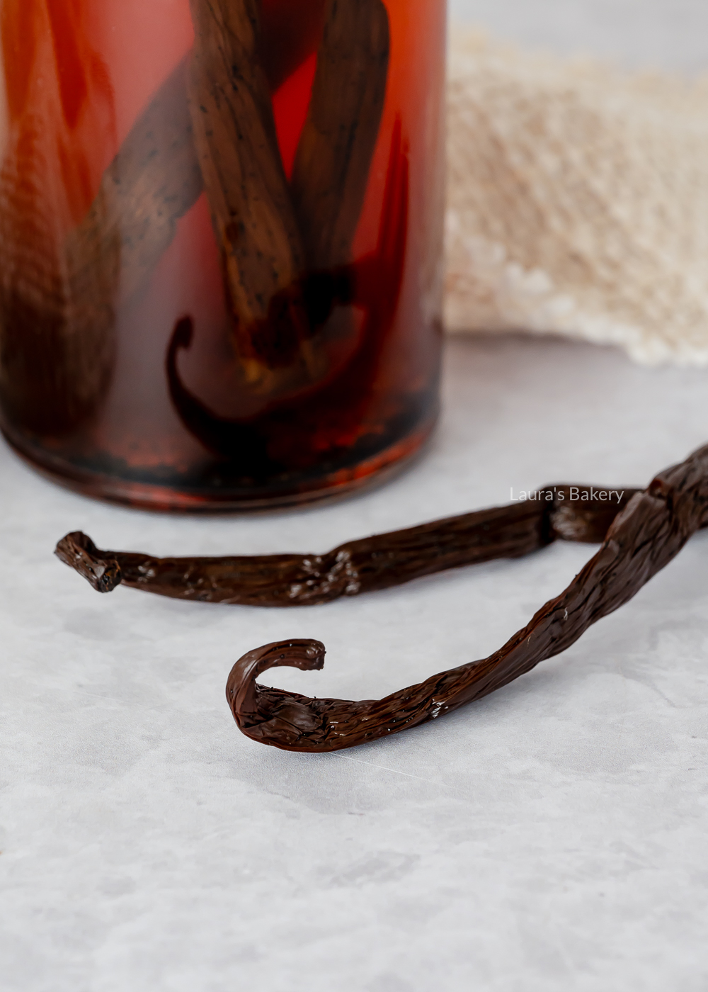 homemade vanilla extract-4 1