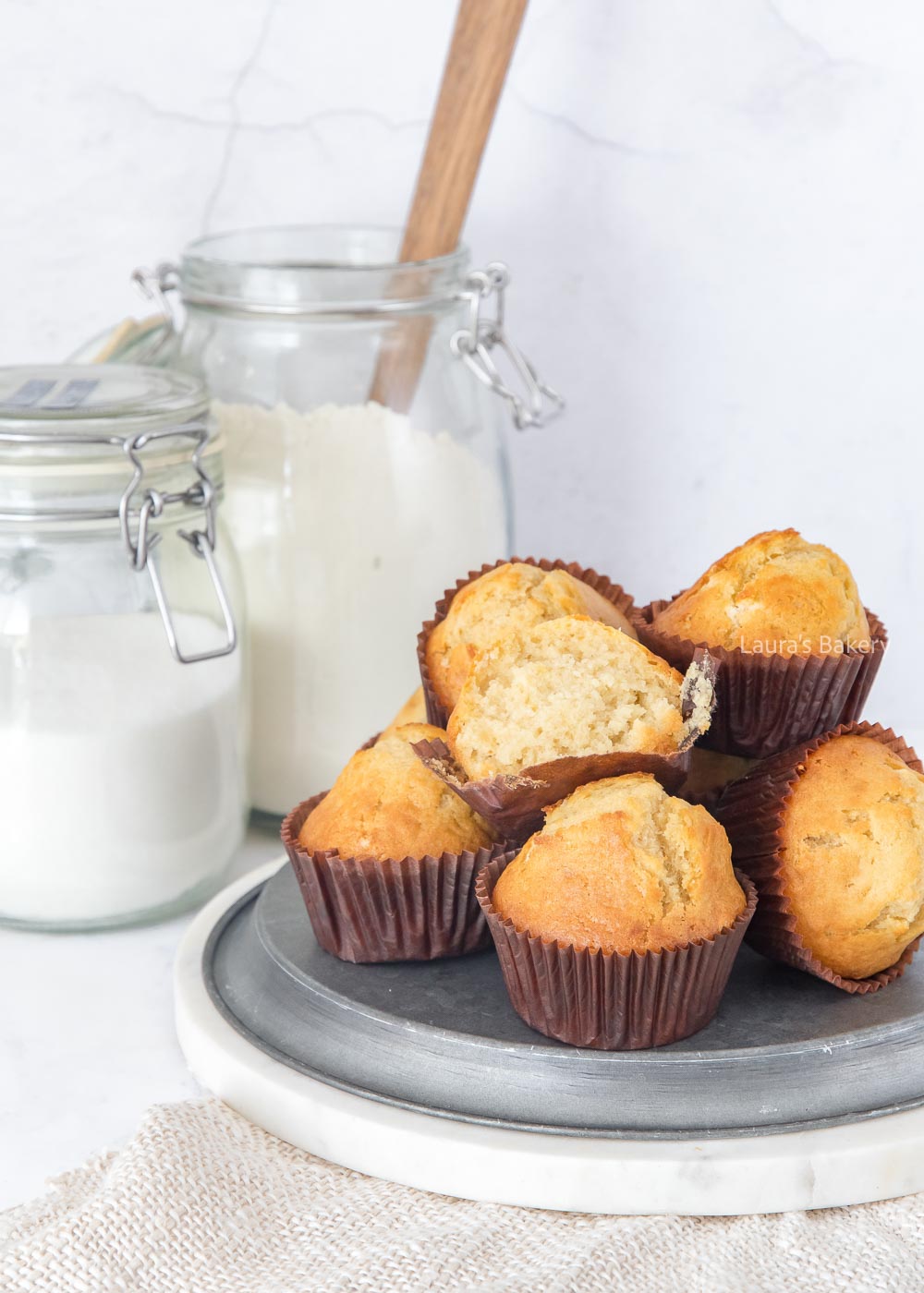 Easy vanilla muffins recipe