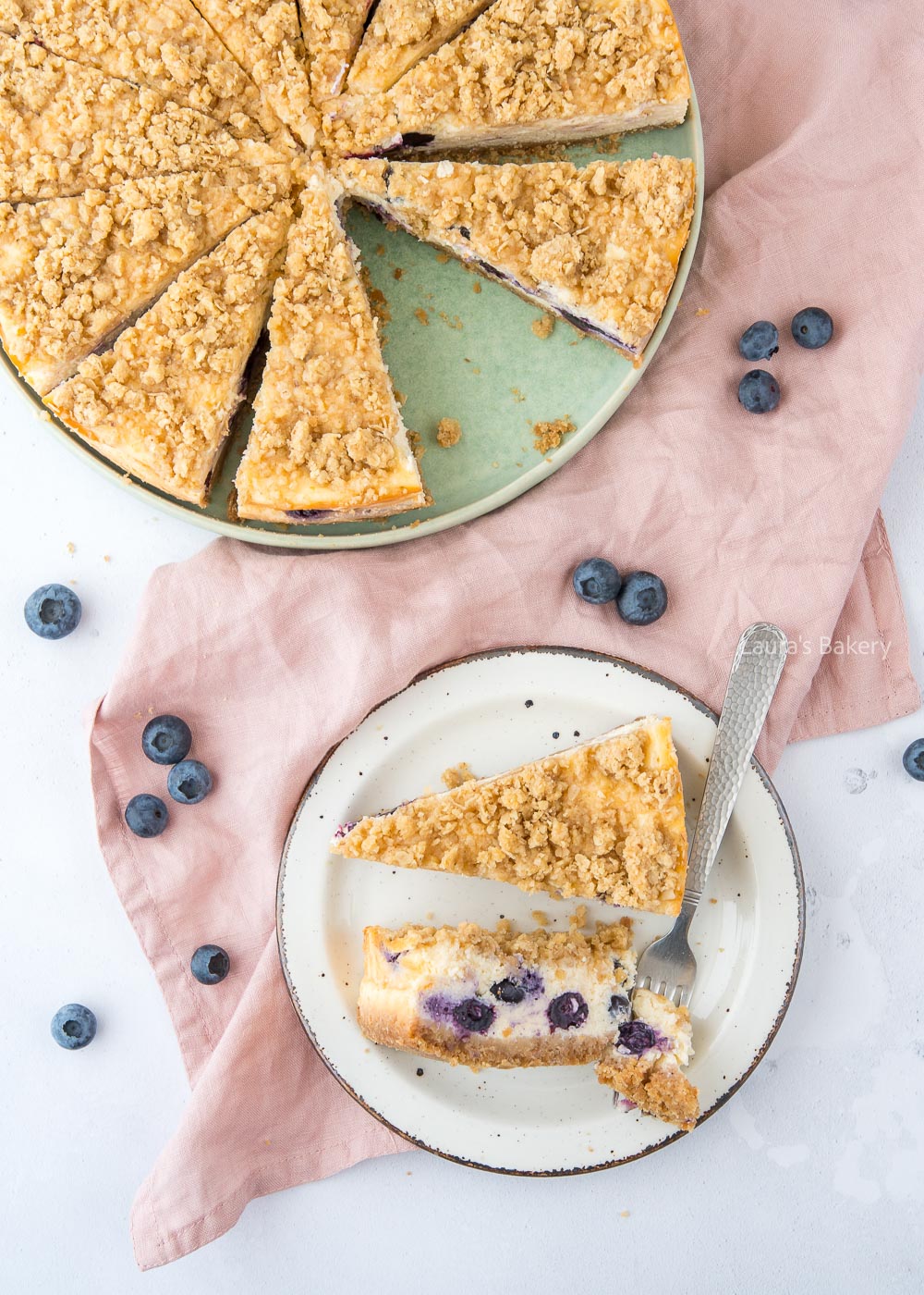 Easy blueberry crumble cheesecake recipe