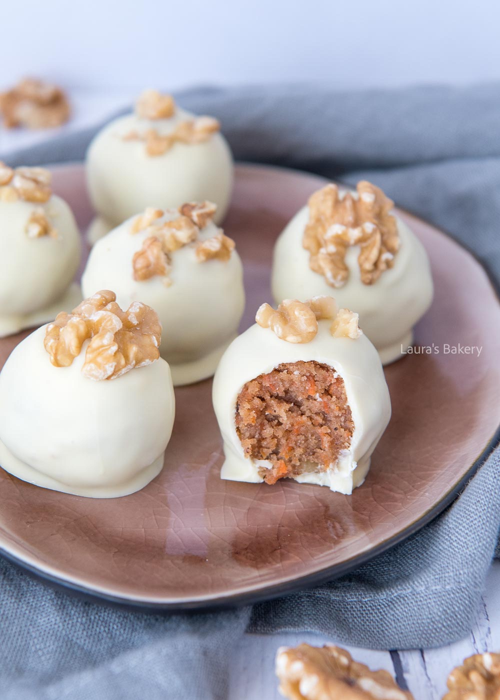 Easy carrot cake truffles with white chocolate