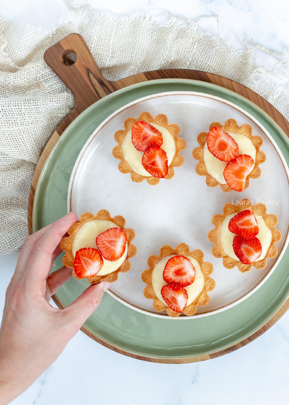 Strawberry tartlets-2